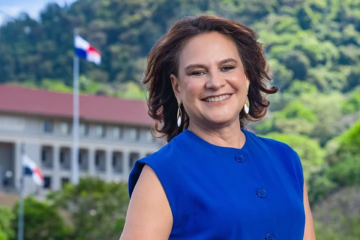 primera-mujer-asume-administracion-del-canal-de-panama.jpg